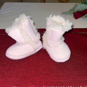 Restoration Hardware Baby & Child slipper boots size 12-24 months